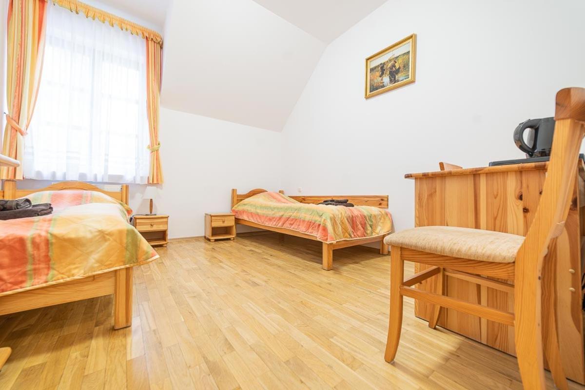 Osrodek Wrzosowa Gora - Pokoje Ruciane-Nida Buitenkant foto
